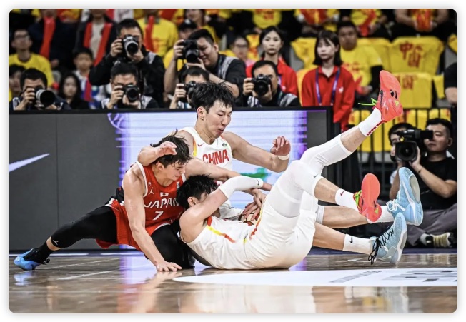 42分大勝！亞預(yù)賽中國男籃復(fù)仇日本 趙睿16+8+5